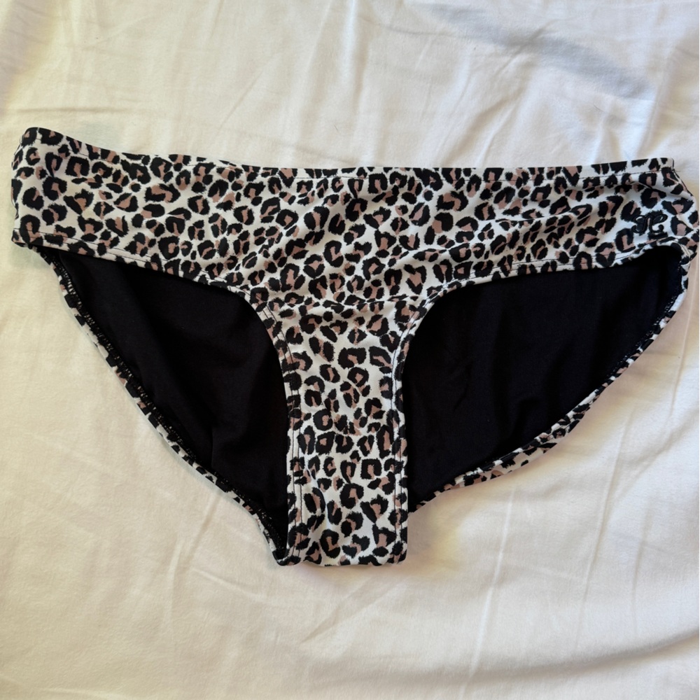 Albion Fit Leopard Hipster bikini bottoms